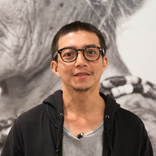 Jake Verzosa, et sa vision de photographe sur les femmes du Kalinga